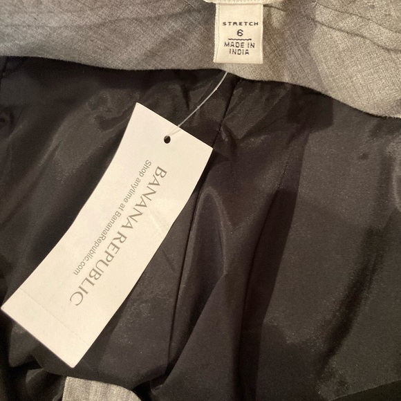 NWT Banana Republic Wool black lined slacks. - Picture 4 of 8